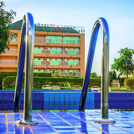 Hotel Univers 3 Aeroport Luxe Niamey Esterno foto