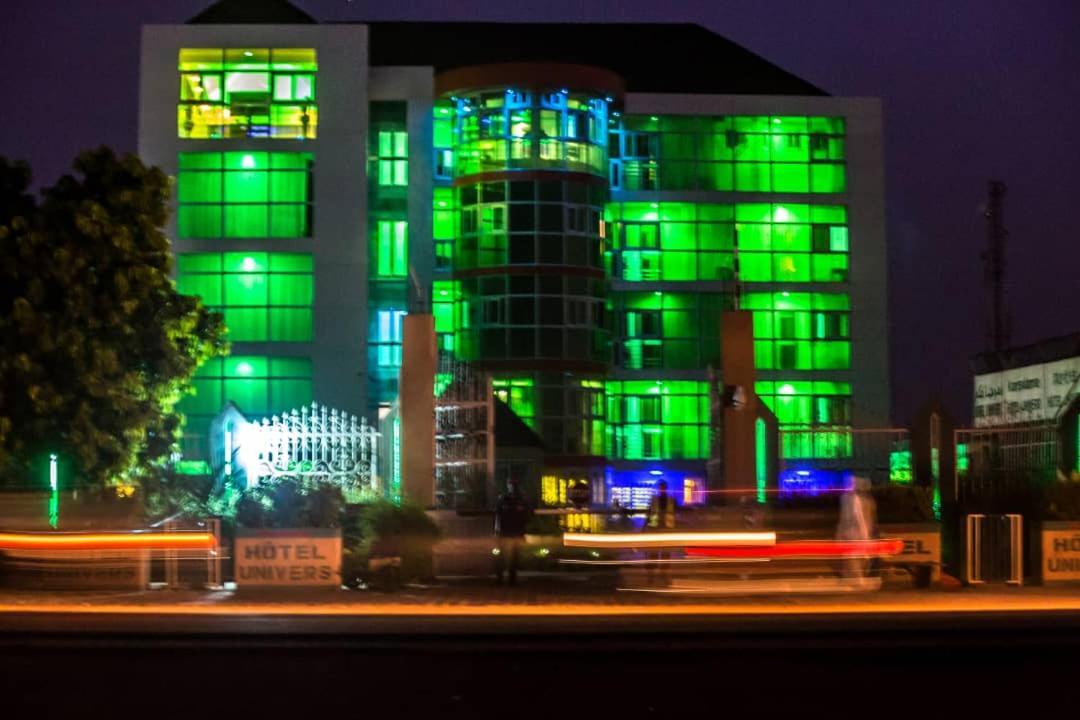 Hotel Univers 3 Aeroport Luxe Niamey Esterno foto